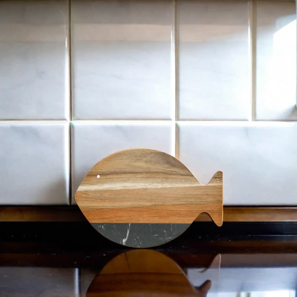 Black Marble and Acacia Wood Fish Board_lifestyle