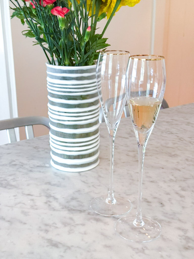 Gold-Rim Tapered Champagne Flutes Set - 8 oz