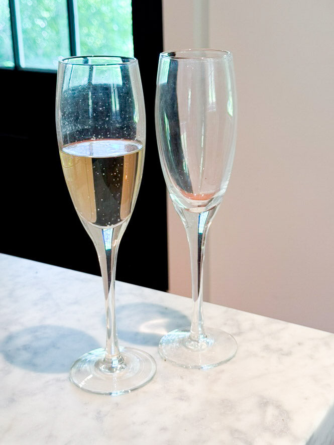 Claro Toasting Flutes Set